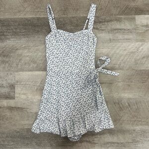 Hollister Floral Print Women's Sleepwear Romper - Blue